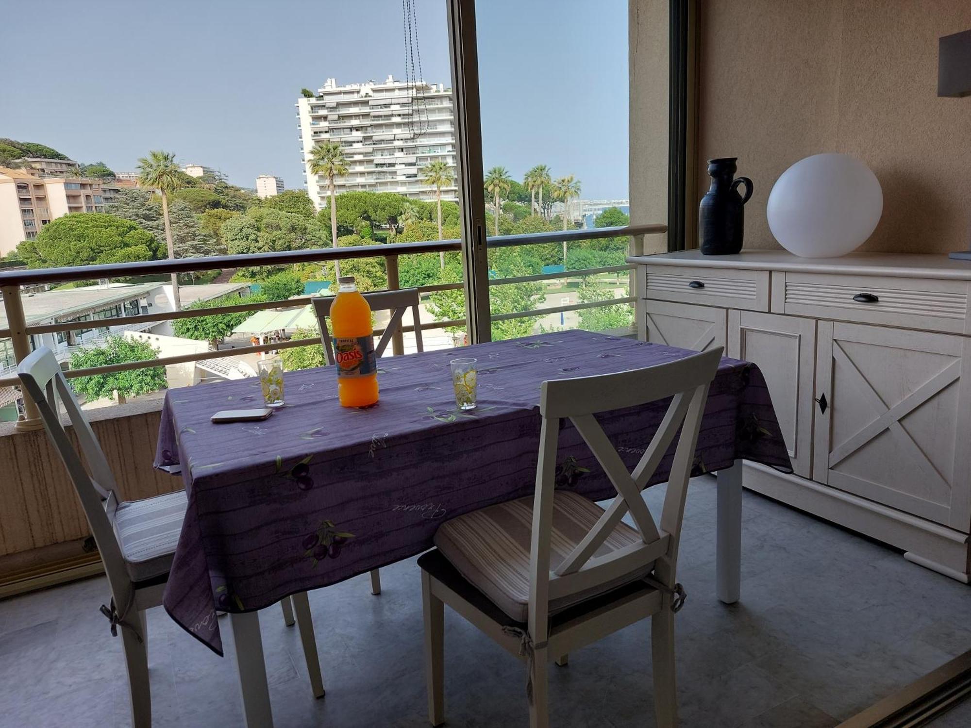 Bocca Baie T2 En Bord De - Axelle Loc Appartement *