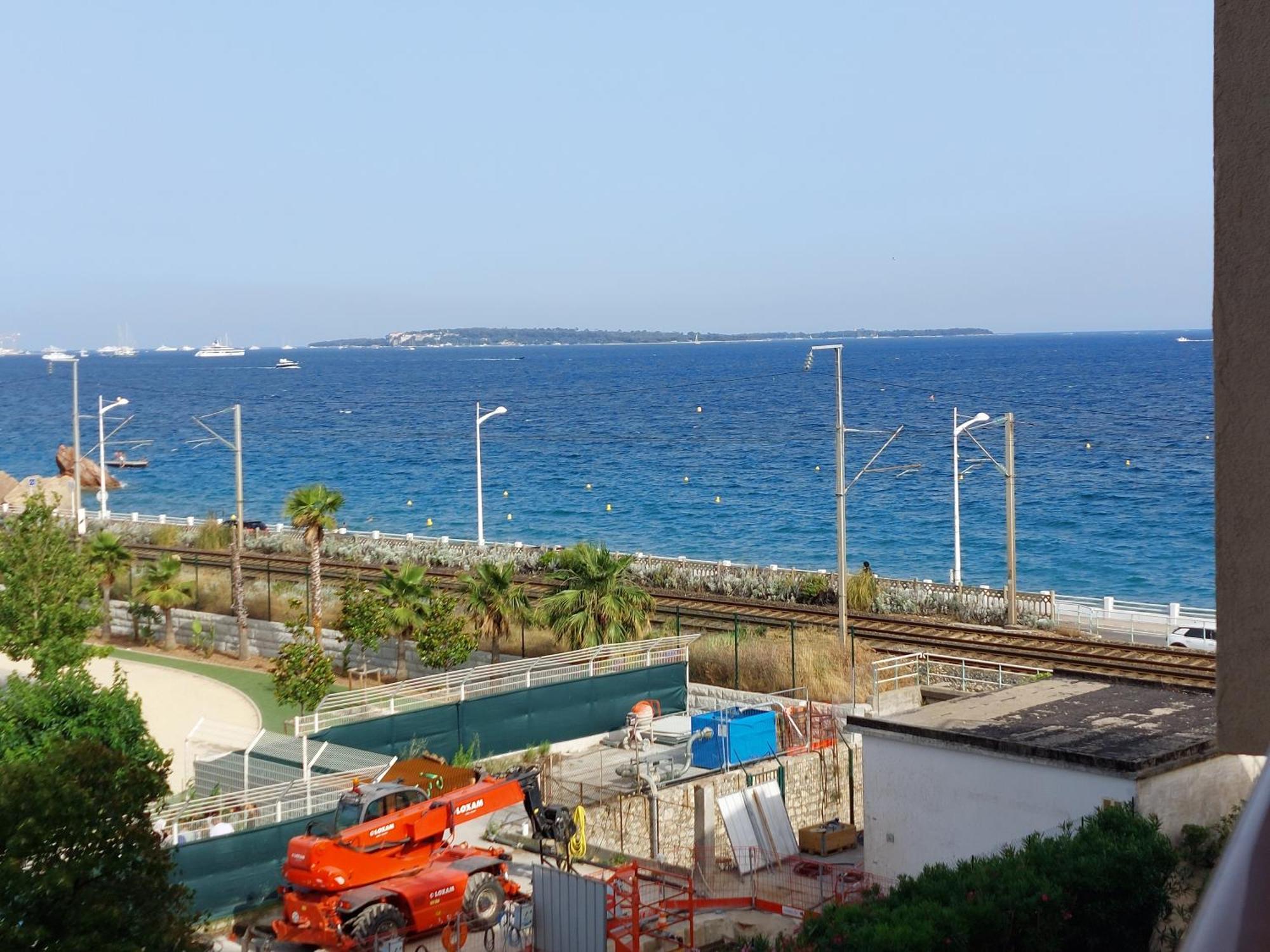 Bocca Baie T2 En Bord De - Axelle Loc Appartement Cannes